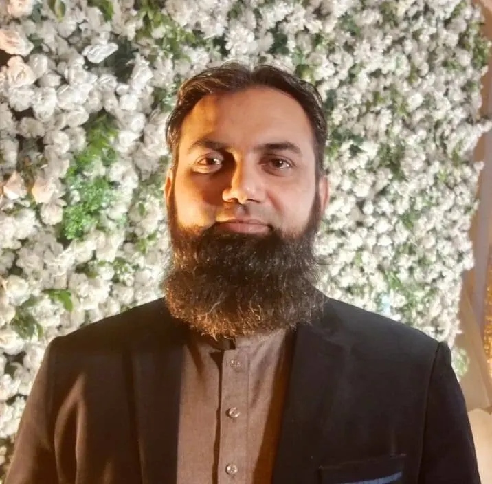 Dr Mohsin Saeed, homoeopathic doctor in Multan